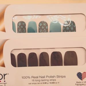 Color street nails...green and purple..snake my day....smokes on you